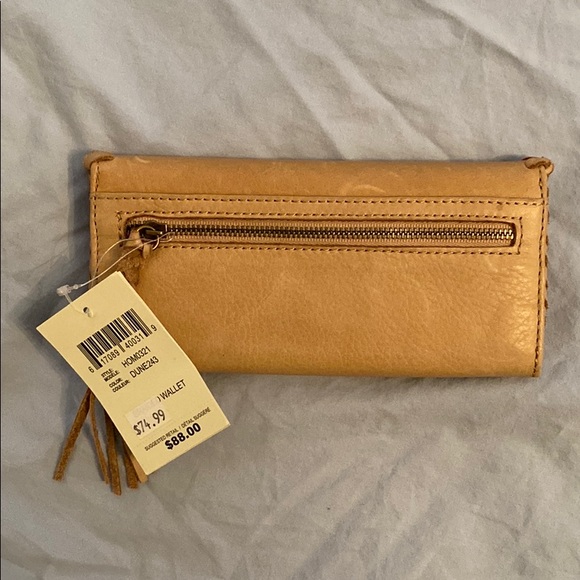 Lucky Brand Wallet - Picture 3 of 3